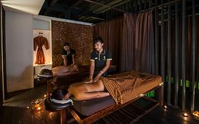 Grandmas Plus Hotel Legian